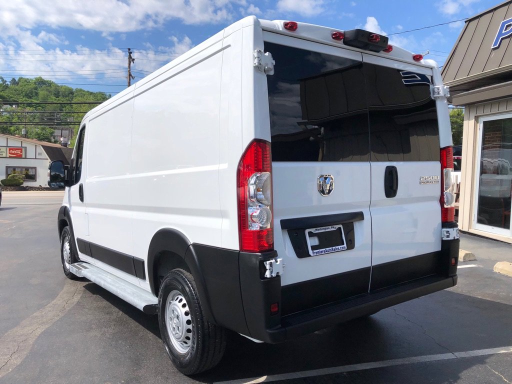 Used 2025 RAM ProMaster 2500 w/ U-Haul Equipment Group FWD image 4