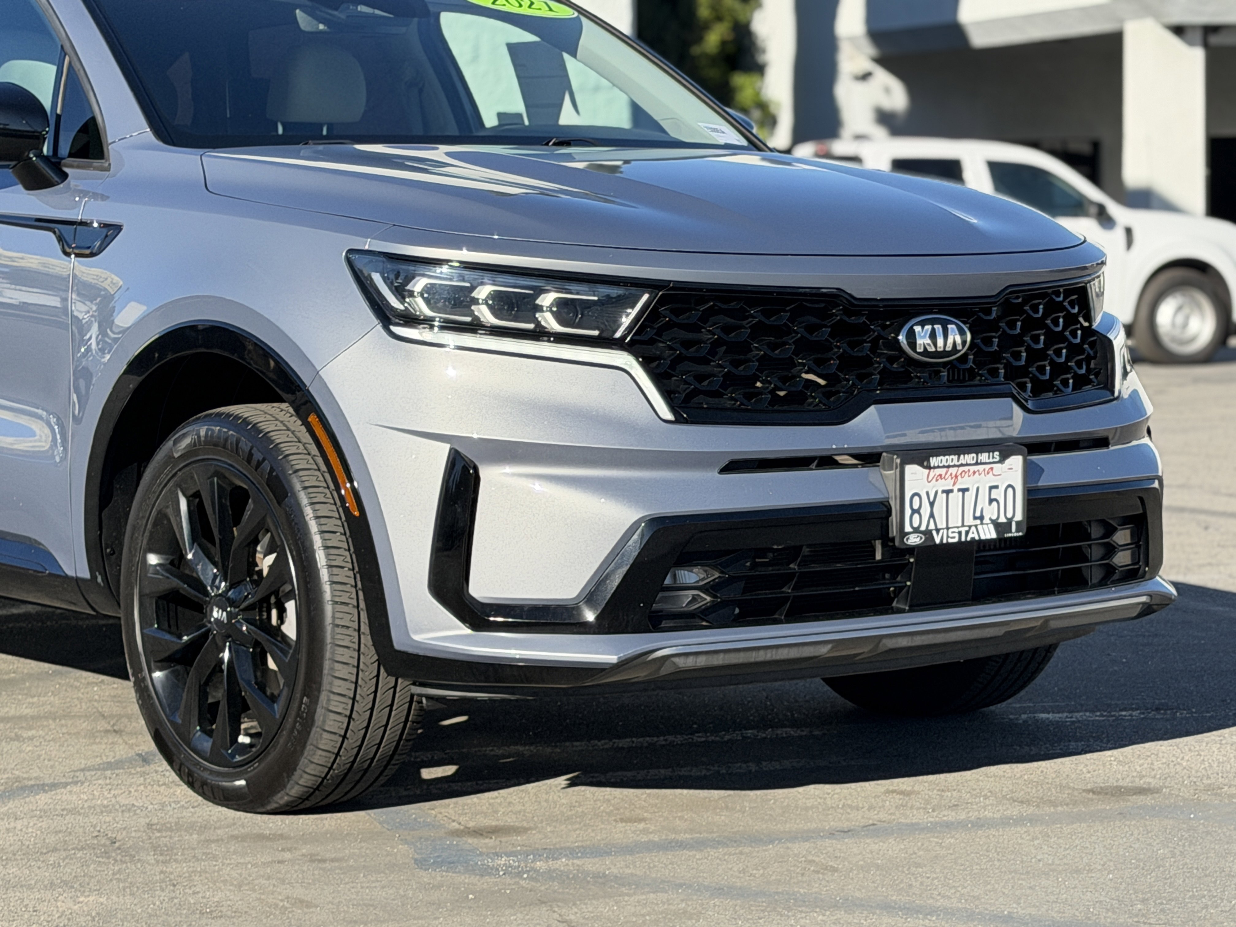 Used 2021 Kia Sorento SX image 2