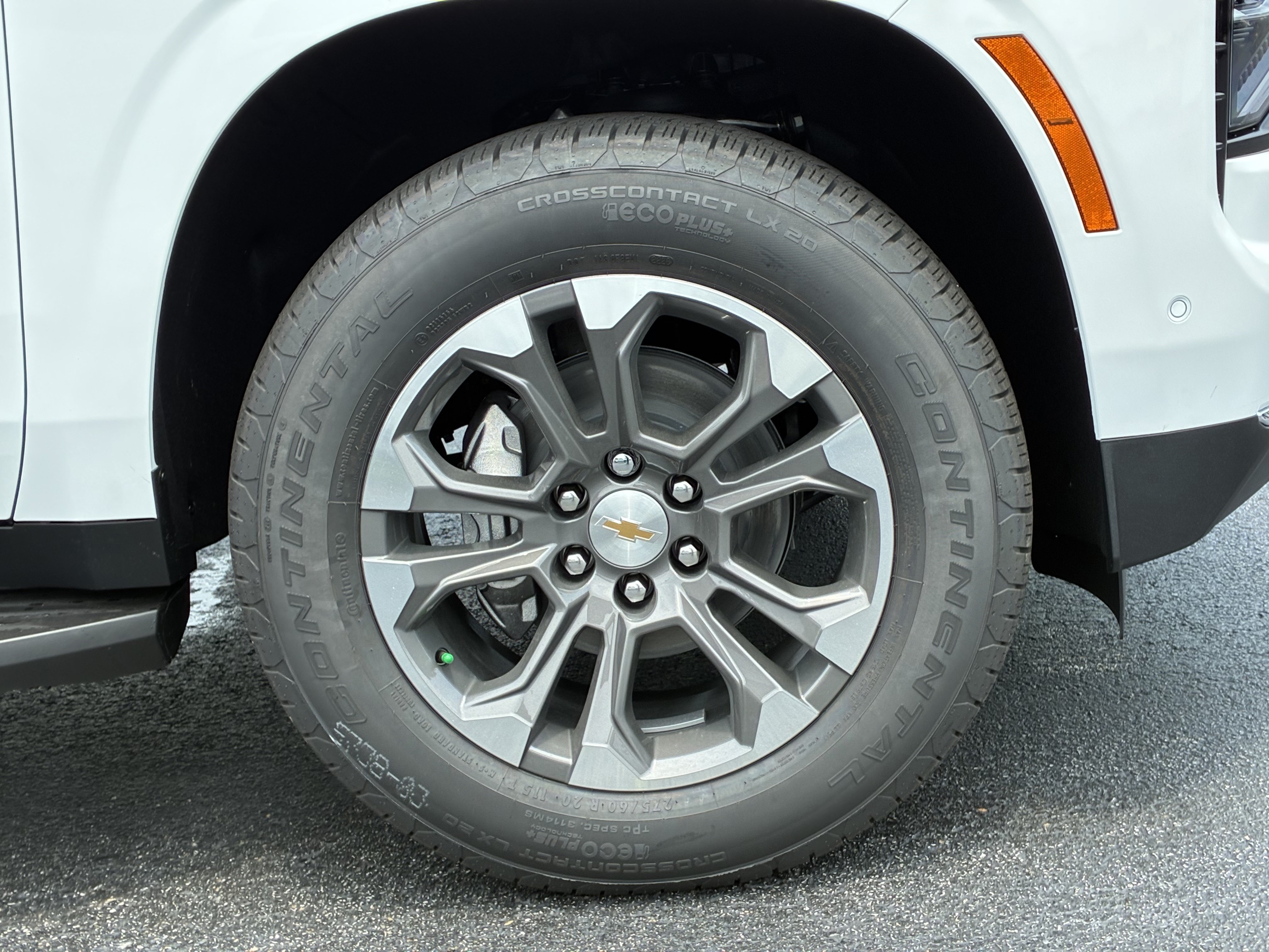 New 2026 Chevrolet Suburban LS w/ Max Trailering Package RWD image 6