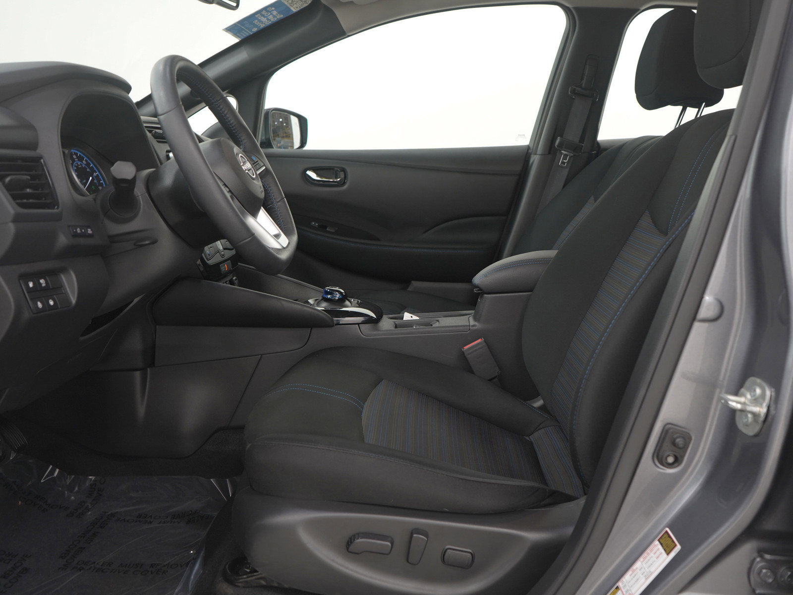 Used 2024 Nissan Leaf SV Plus image 23