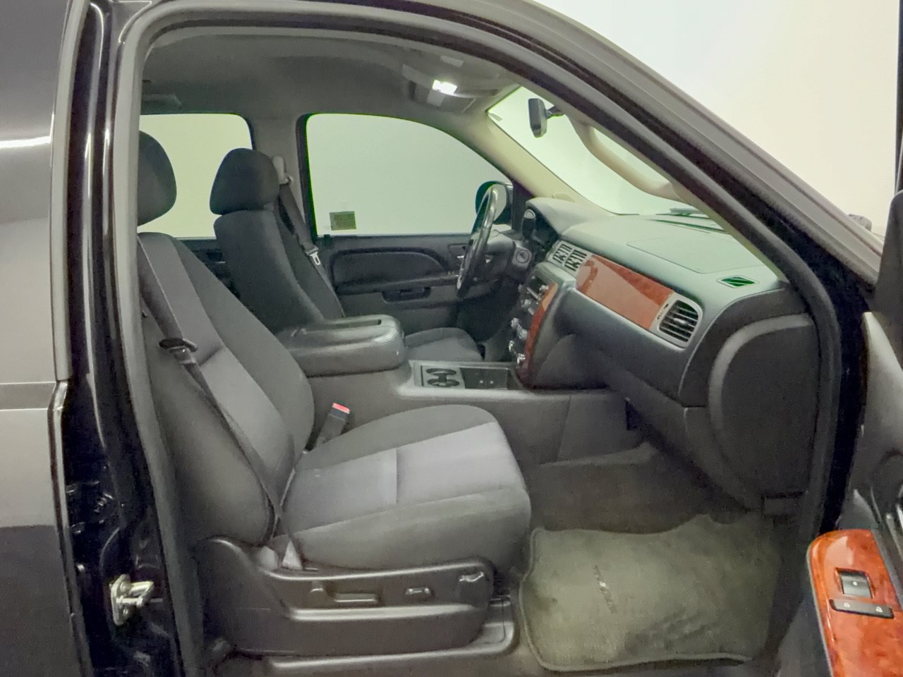 Used 2013 Chevrolet Tahoe LS w/ All-Star Edition RWD image 27