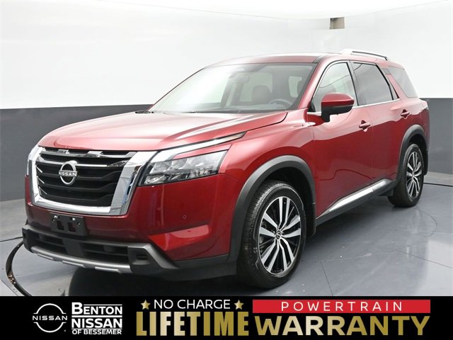 Used 2025 Nissan Pathfinder Platinum