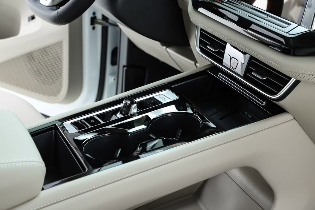 New 2026 Volkswagen Atlas SE image 34