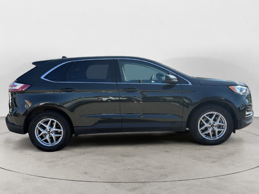 Used 2024 Ford Edge SEL AWD/4WD image 2