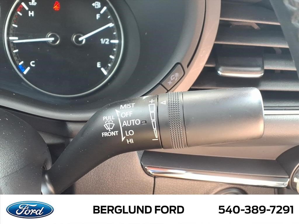 Used 2022 MAZDA MAZDA3 s FWD image 36