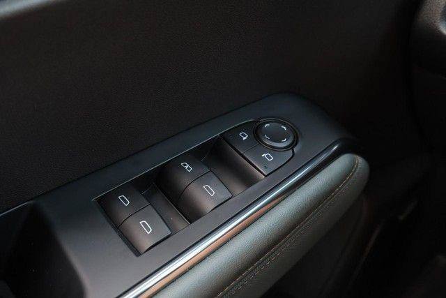 Used 2025 GMC Acadia AT4 AWD/4WD image 20