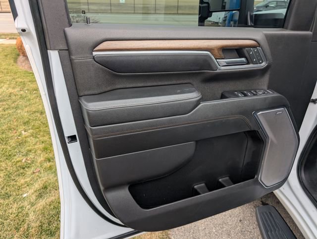 Used 2024 Chevrolet Silverado 3500 High Country w/ High Country Premium Package image 10