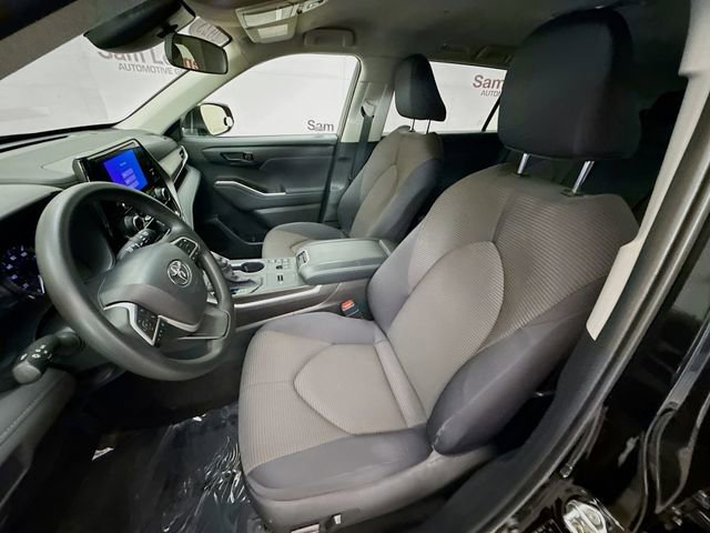 Used 2023 Toyota Highlander L image 20