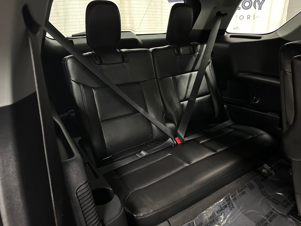Used 2023 Ford Explorer Limited AWD/4WD image 23