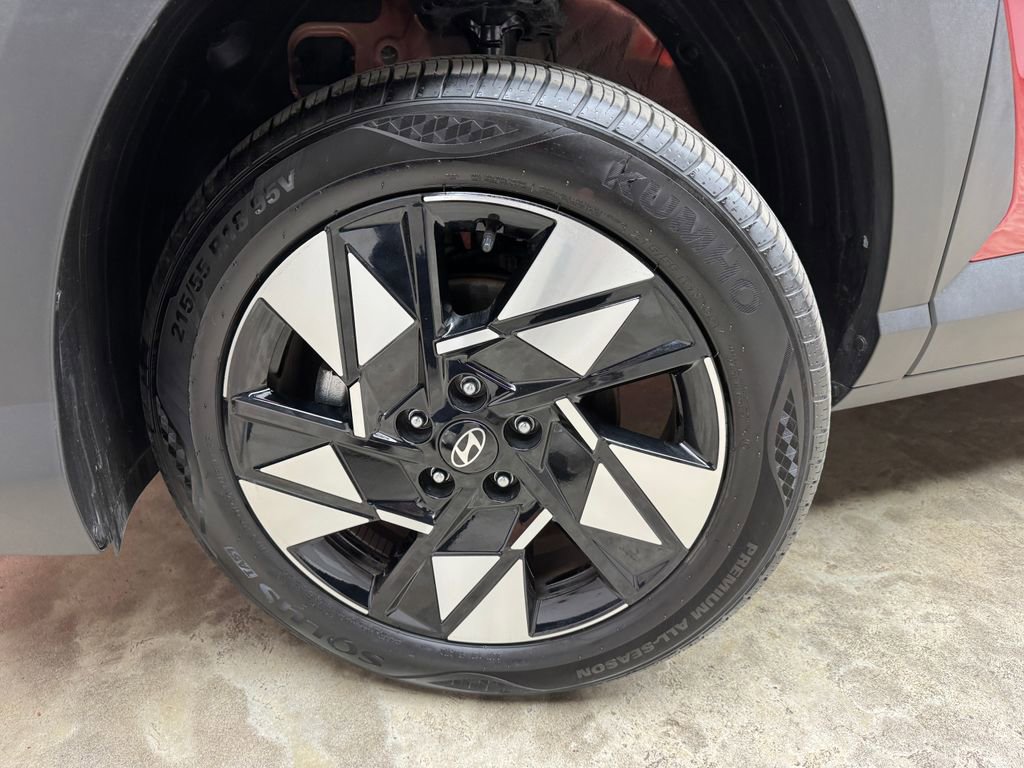 Used 2025 Hyundai Kona SEL AWD/4WD image 28