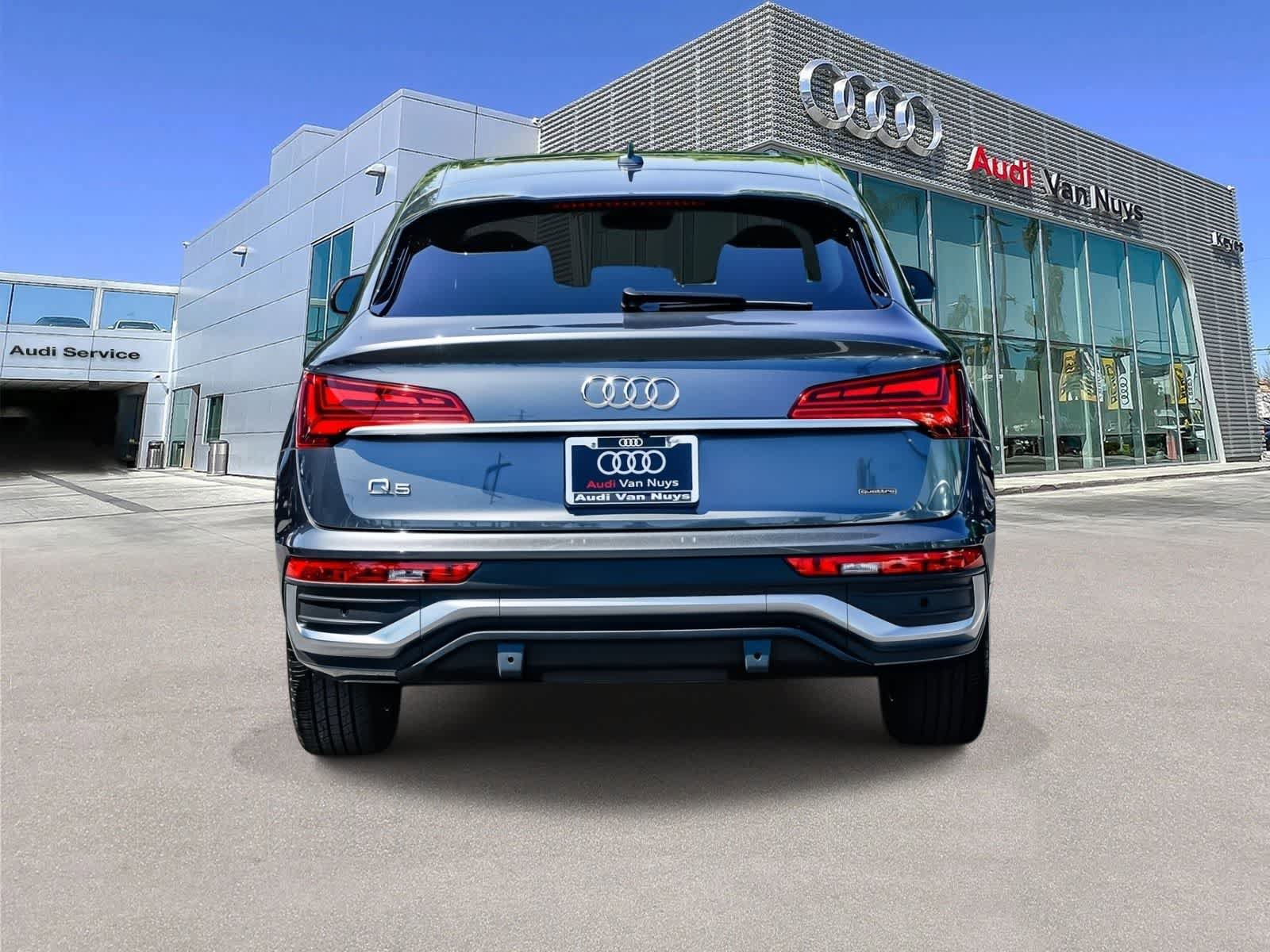 Used 2023 Audi Q5 2.0T Premium Plus w/ Premium Plus Package AWD/4WD image 3