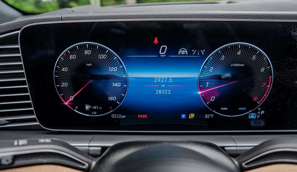Used 2024 Mercedes-Benz GLS 580 4MATIC image 10