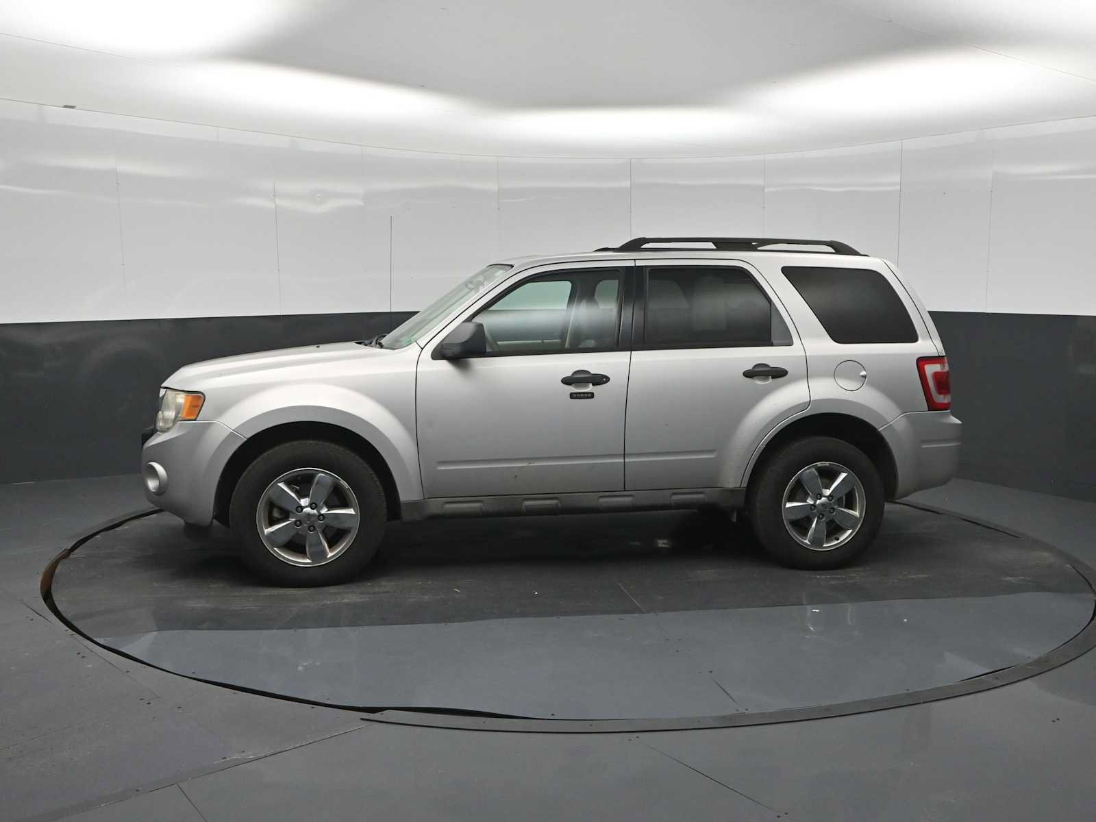 Used 2009 Ford Escape XLT AWD/4WD image 4