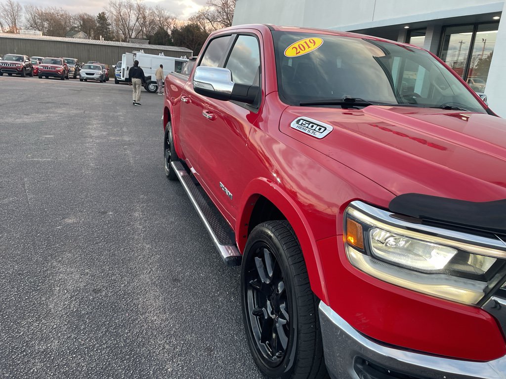 Used 2019 RAM 1500 Laramie AWD/4WD image 2