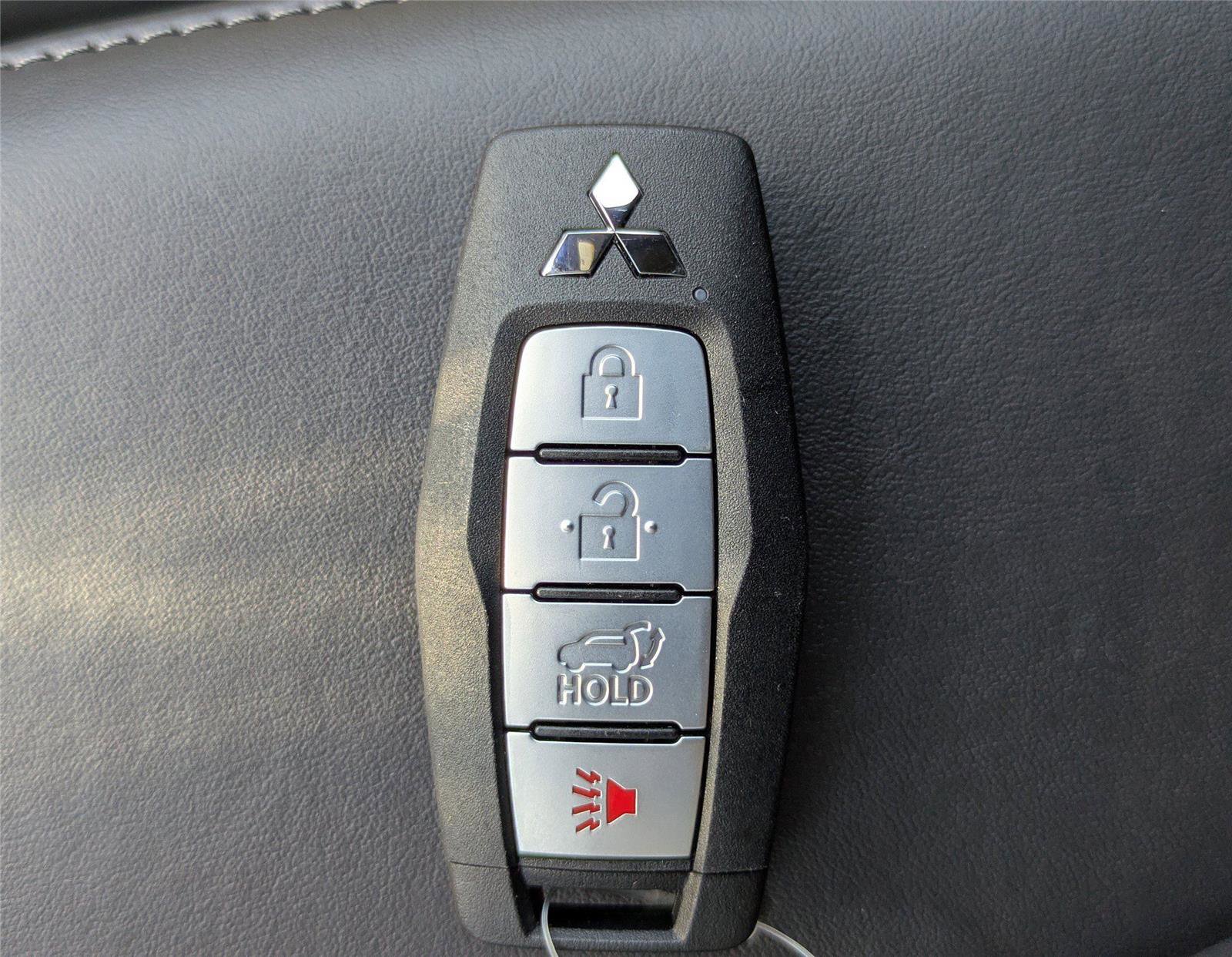 New 2025 Mitsubishi Outlander SEL Black Edition image 35