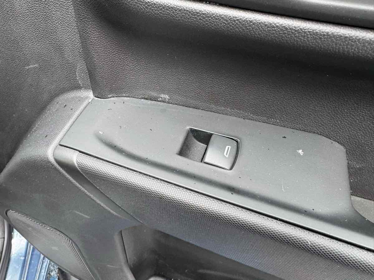 Used 2024 Chevrolet Silverado 1500 Custom image 27