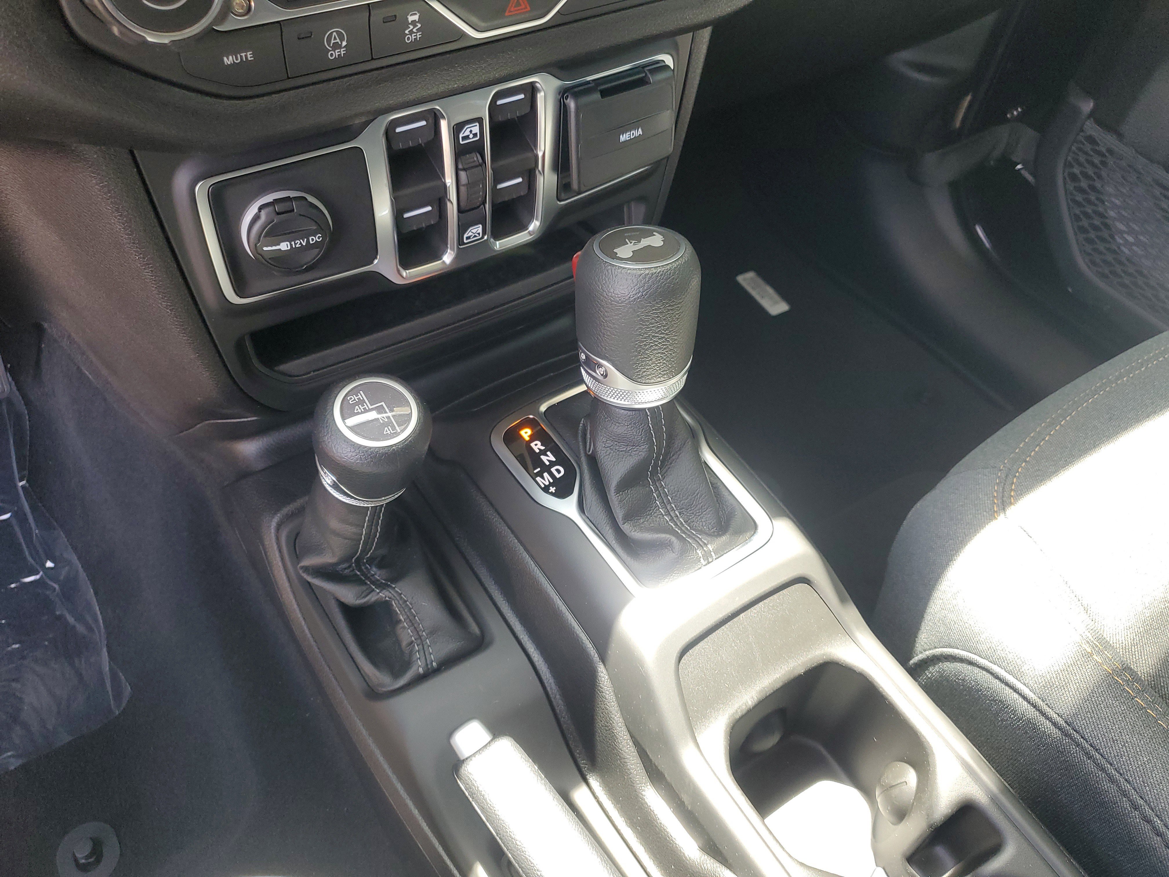 New 2026 Jeep Wrangler Unlimited Sport AWD/4WD image 17