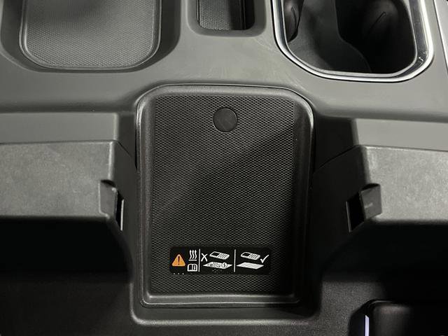 Used 2025 Chevrolet Silverado 1500 RST image 24