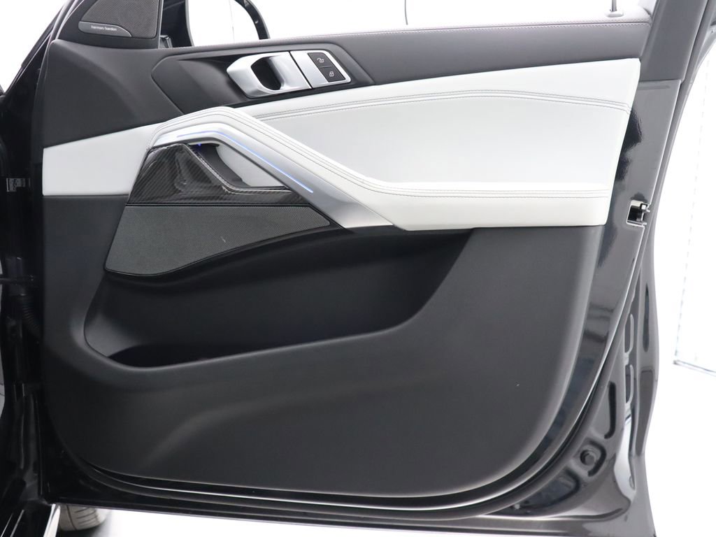 Used 2026 BMW X6 M60i image 54