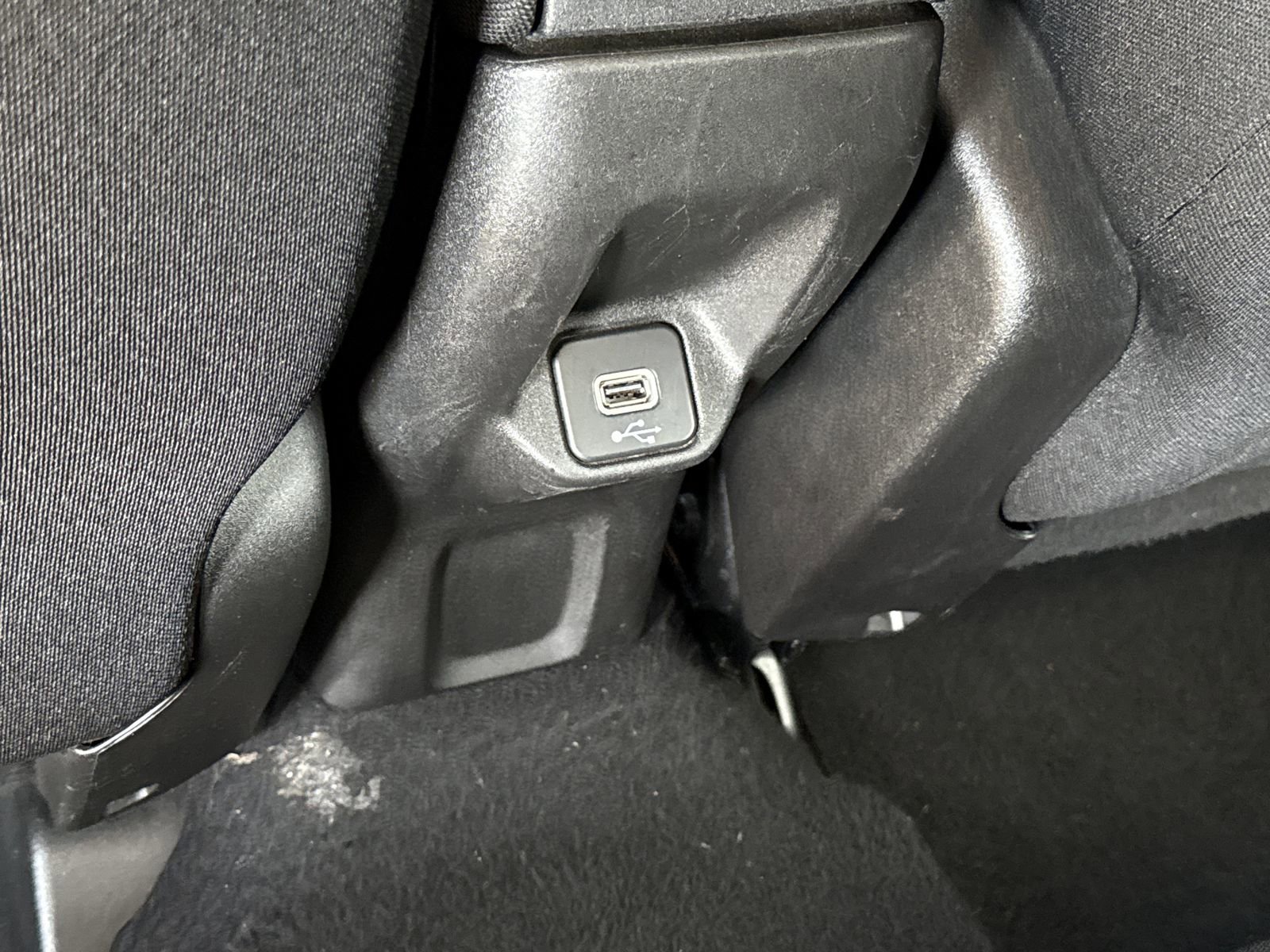 Used 2020 Jeep Renegade Latitude image 11