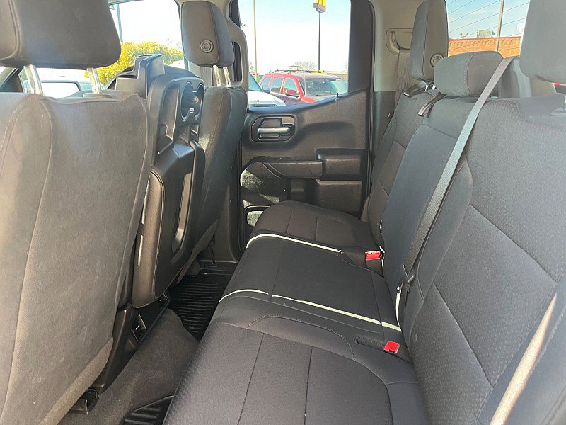 Used 2020 Chevrolet Silverado 1500 Custom w/ Custom Value Package AWD/4WD image 18