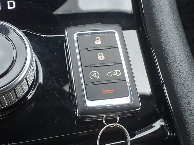 Used 2022 Jeep Grand Cherokee Limited AWD/4WD image 38