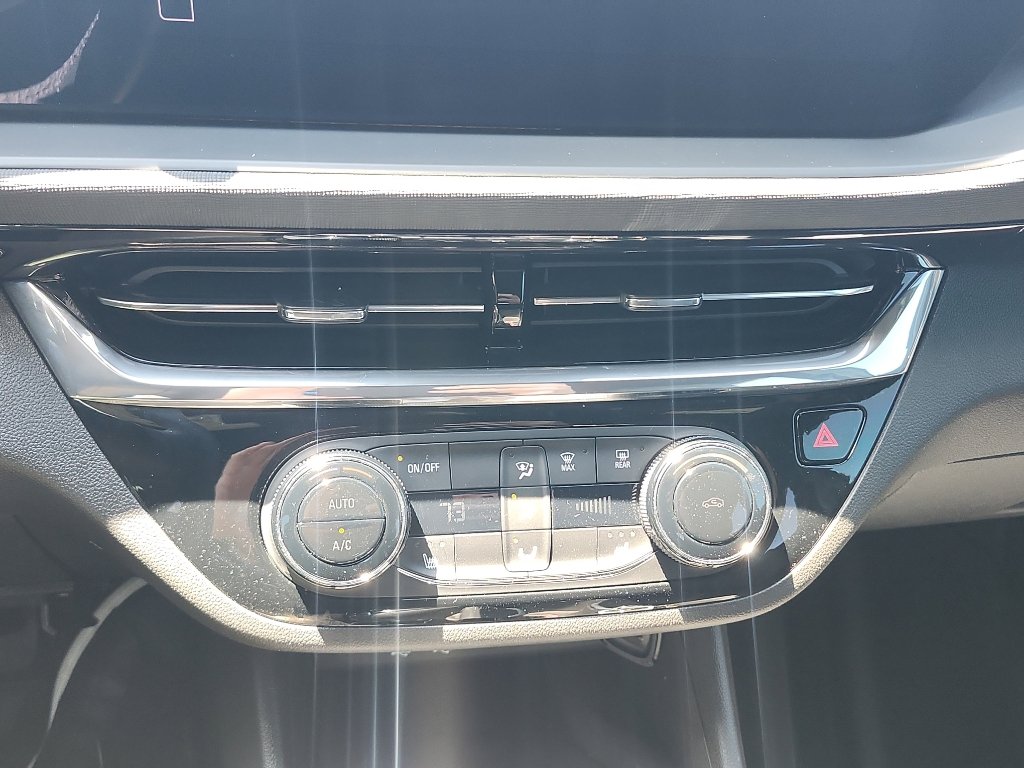 Used 2025 Buick Envista Sport Touring w/ Convenience I Package image 25