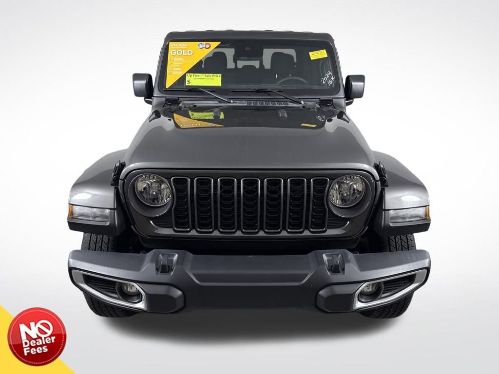 Used 2024 Jeep Gladiator Sport image 9