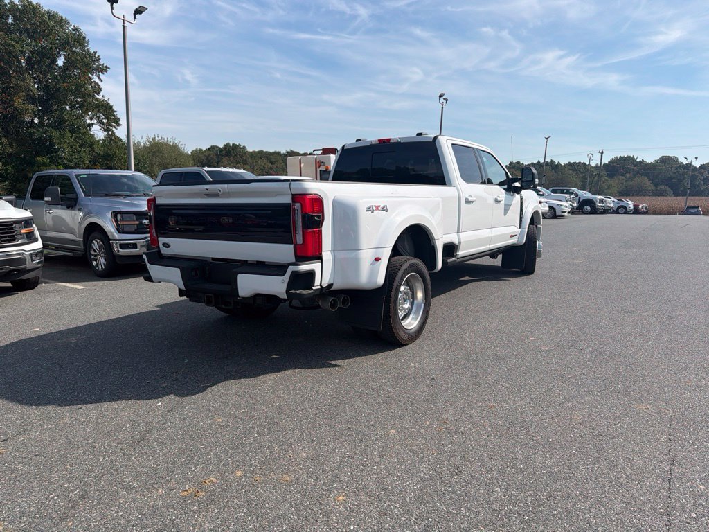 Used 2025 Ford F450 Platinum AWD/4WD image 8