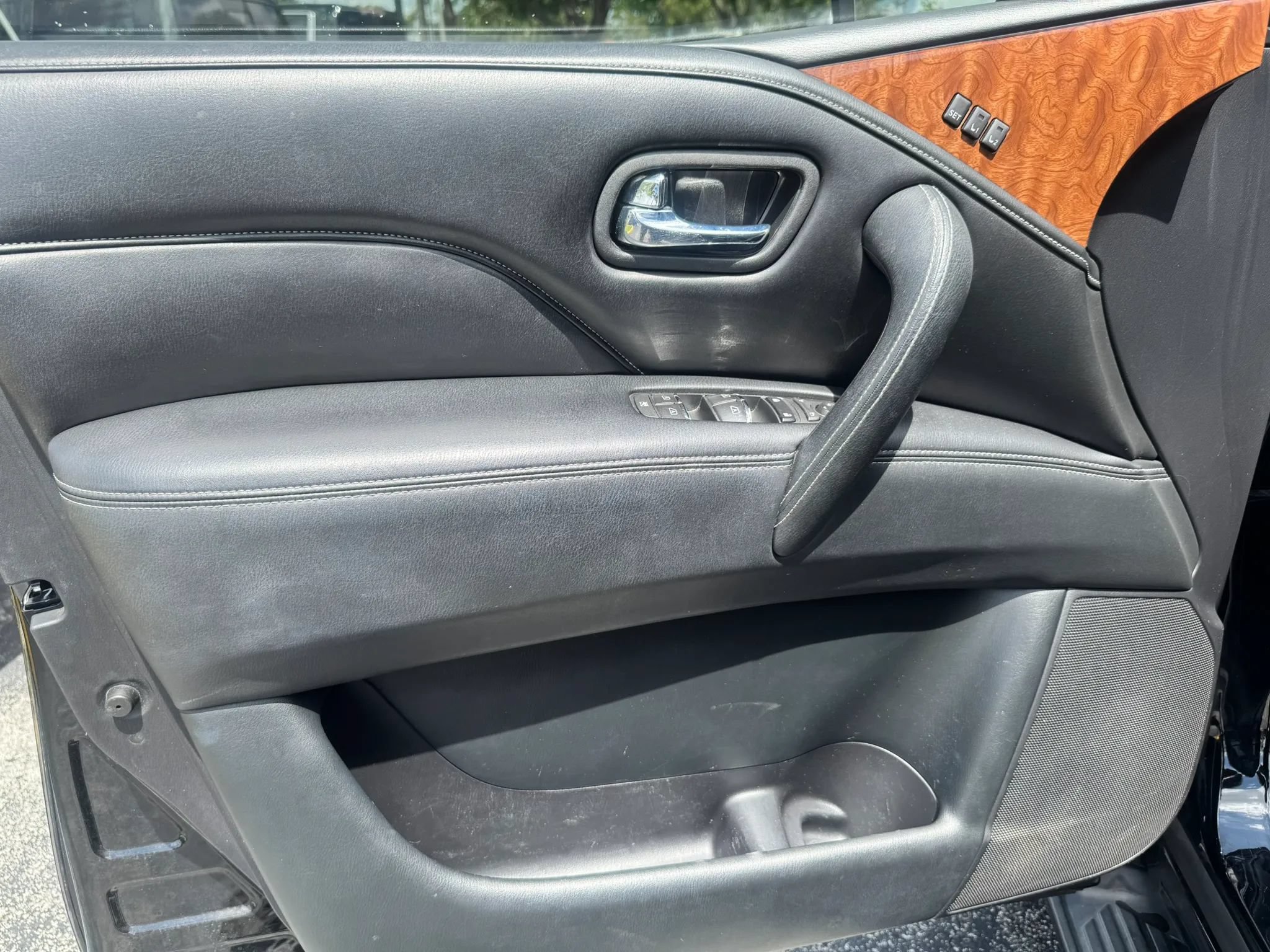 Used 2018 INFINITI QX80 4WD image 35