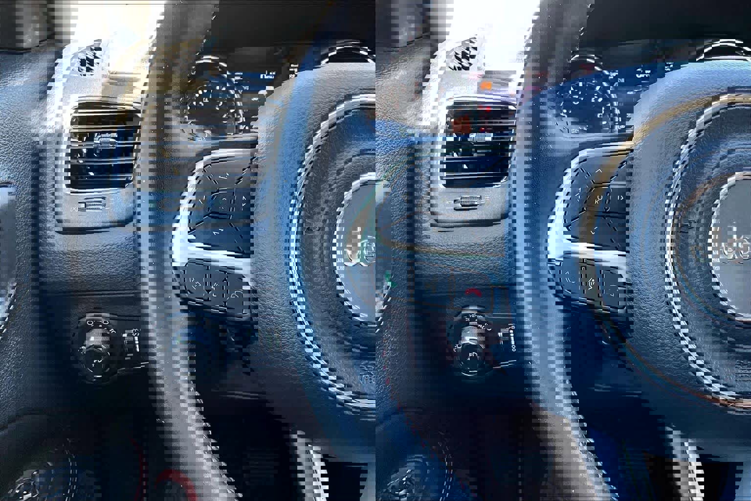 Used 2019 Jeep Compass Trailhawk w/ Leather Interior Group image 24