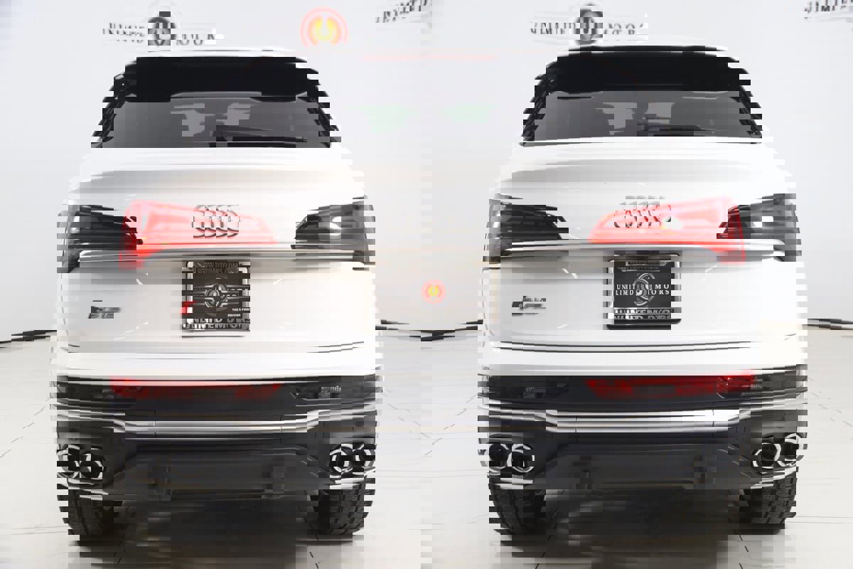 Used 2022 Audi SQ5 Premium image 46
