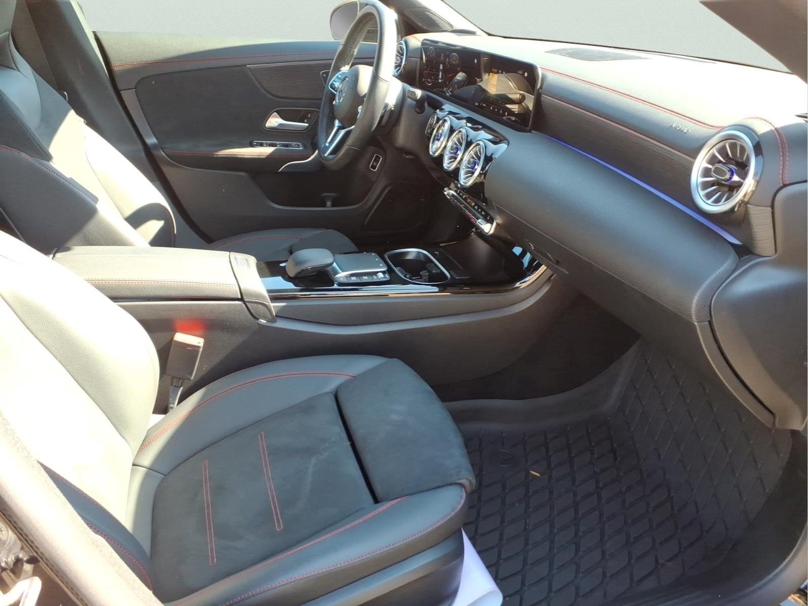 Certified 2023 Mercedes-Benz CLA 250 4MATIC image 28