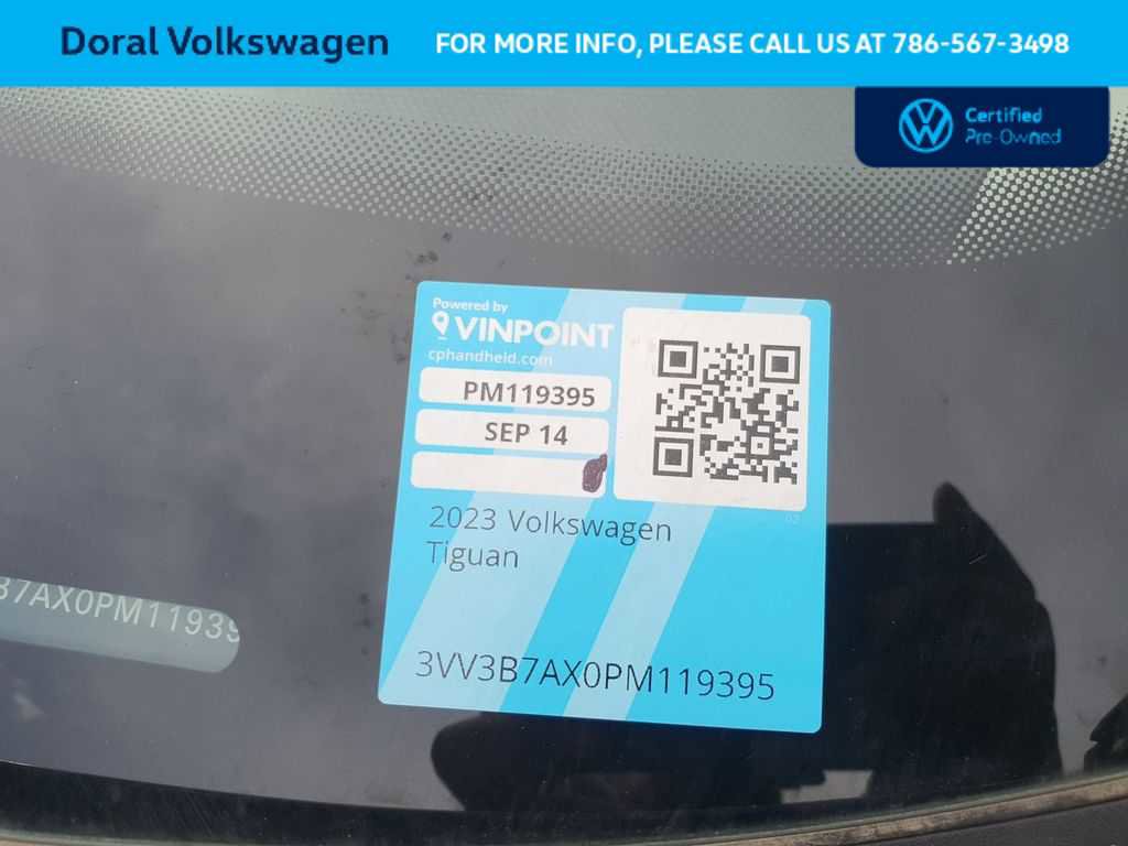 Certified 2023 Volkswagen Tiguan SE FWD image 33