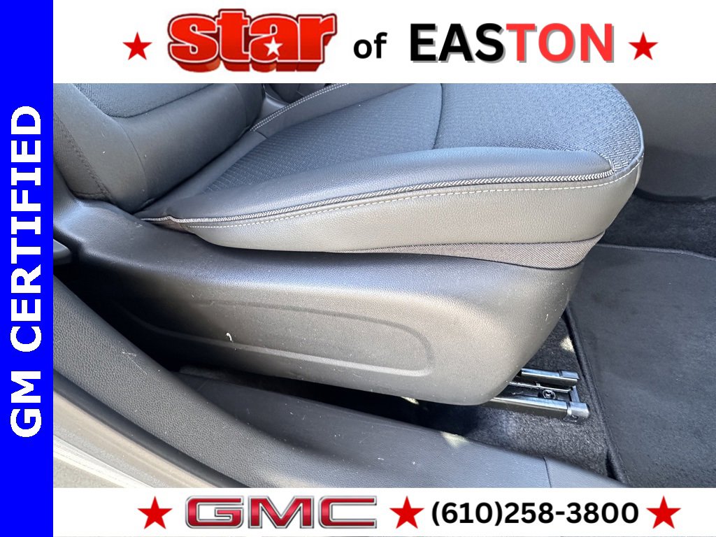 Certified 2023 Buick Encore GX Select w/ Sport Touring Package image 12