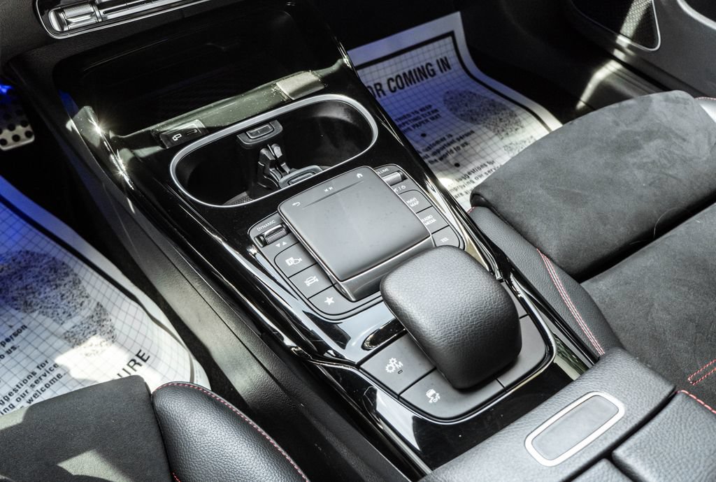 Used 2023 Mercedes-Benz CLA 35 AMG 4MATIC image 19