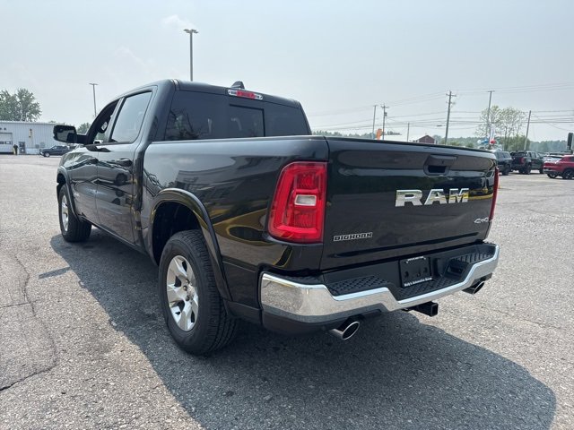 New 2026 RAM 1500 4x4 Crew Cab image 5