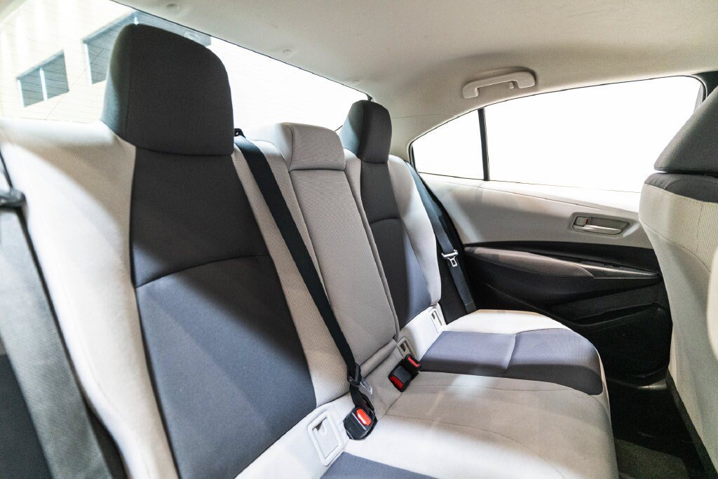 Used 2024 Toyota Corolla LE FWD image 29