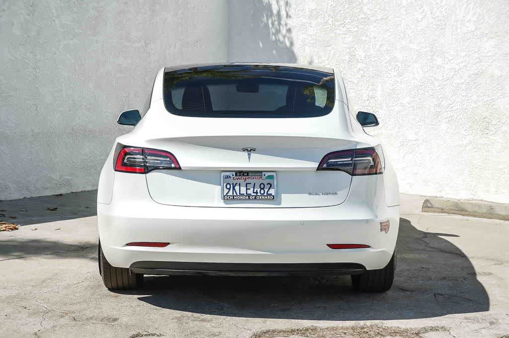 Used 2022 Tesla Model 3 Long Range AWD/4WD image 5