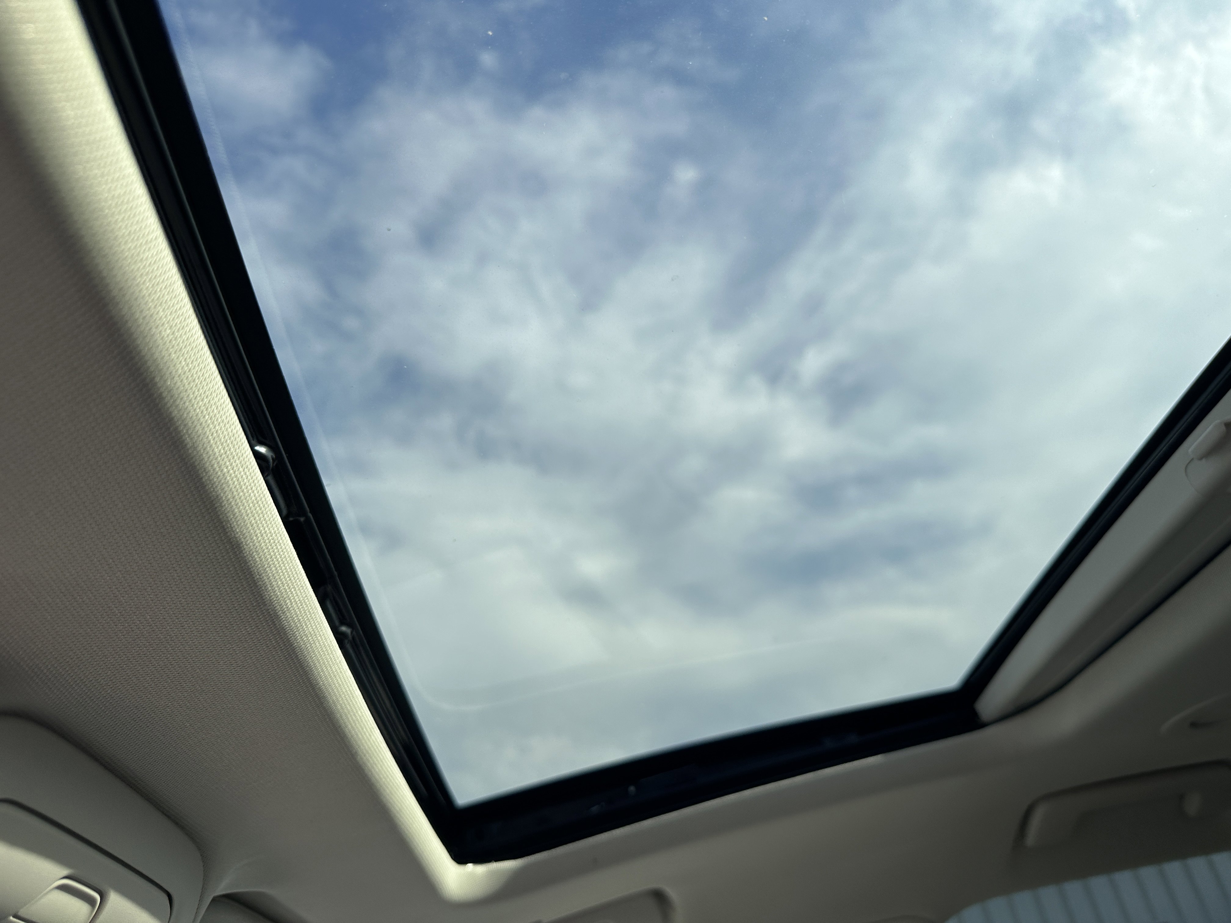 Used 2023 Buick Enclave Essence w/ Experience Buick Package image 19