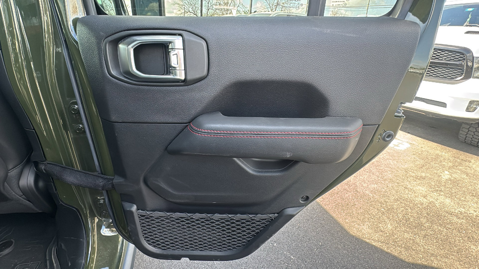 Certified 2022 Jeep Gladiator Rubicon w/ LED Lighting Group image 27