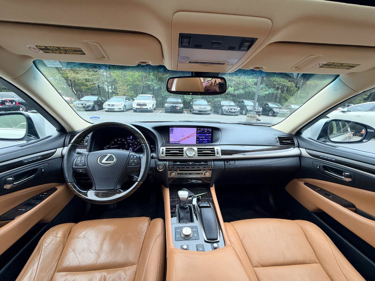 Used 2013 Lexus LS 460 w/ Comfort Pkg RWD image 2