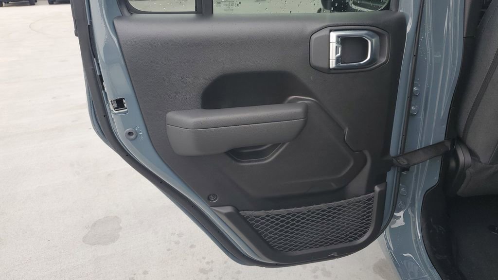 New 2026 Jeep Gladiator Sport image 15