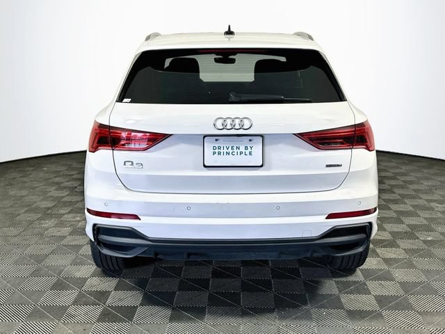 Used 2025 Audi Q3 2.0T Premium AWD/4WD image 7