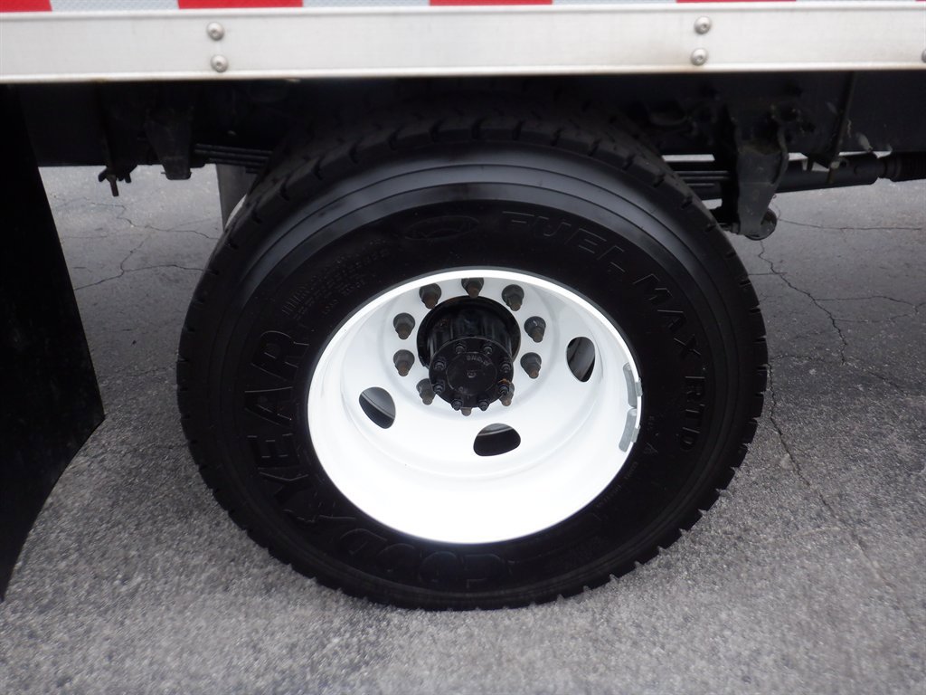 Used 2022 Ford F650 2WD Regular Cab Super Duty image 11