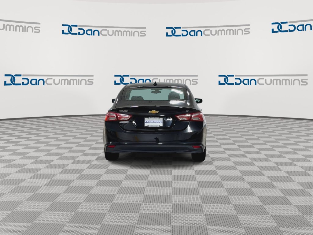 Used 2021 Chevrolet Malibu LT FWD image 7