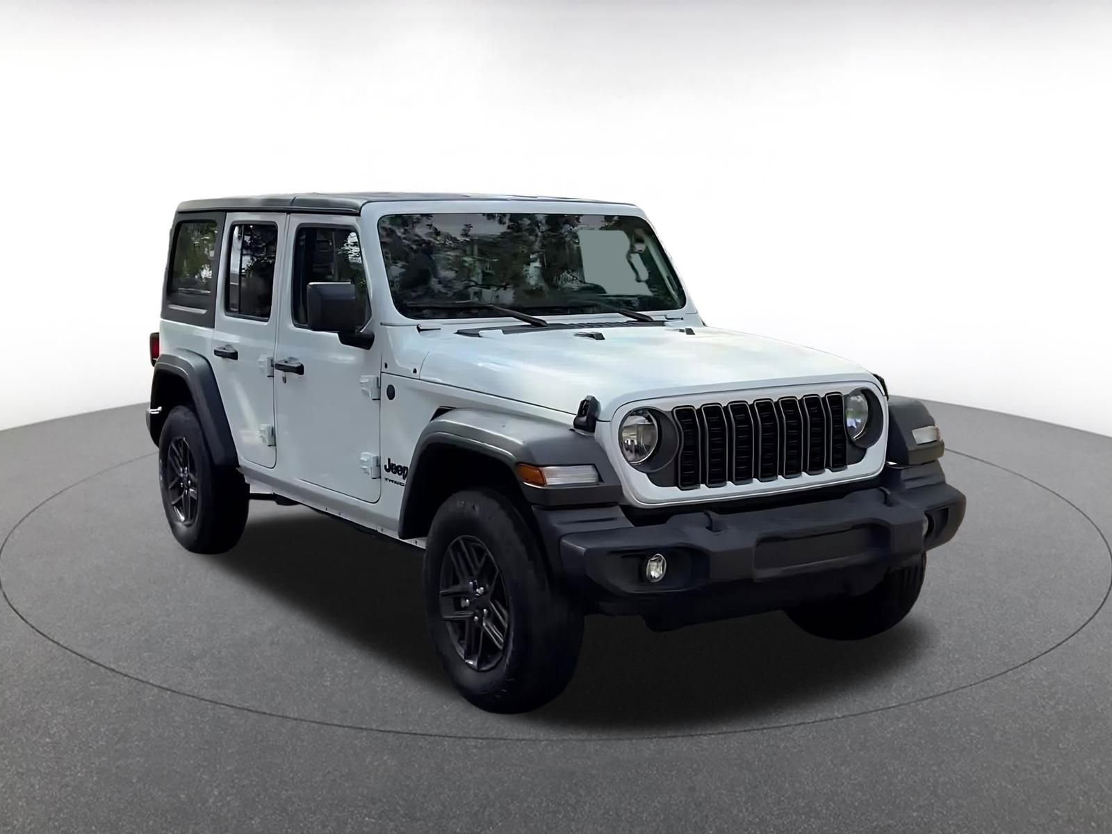 Used 2025 Jeep Wrangler Sport S image 3