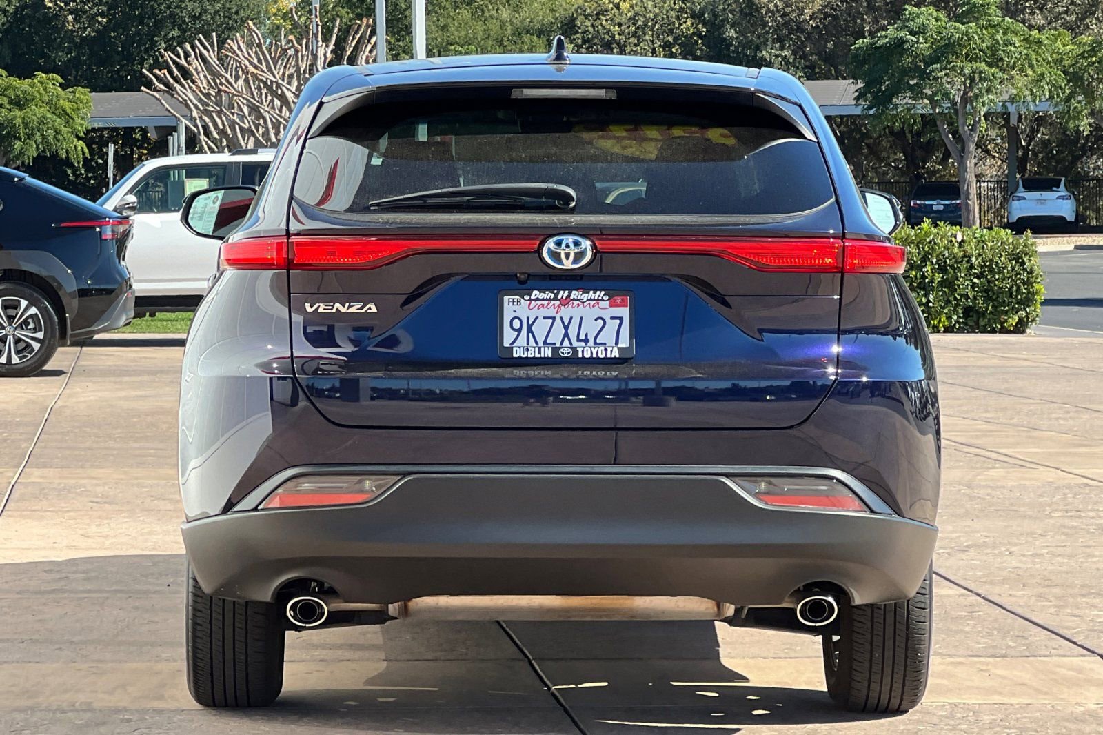 Certified 2024 Toyota Venza LE image 6