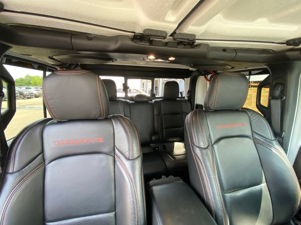 Used 2021 Jeep Gladiator Mojave AWD/4WD image 31
