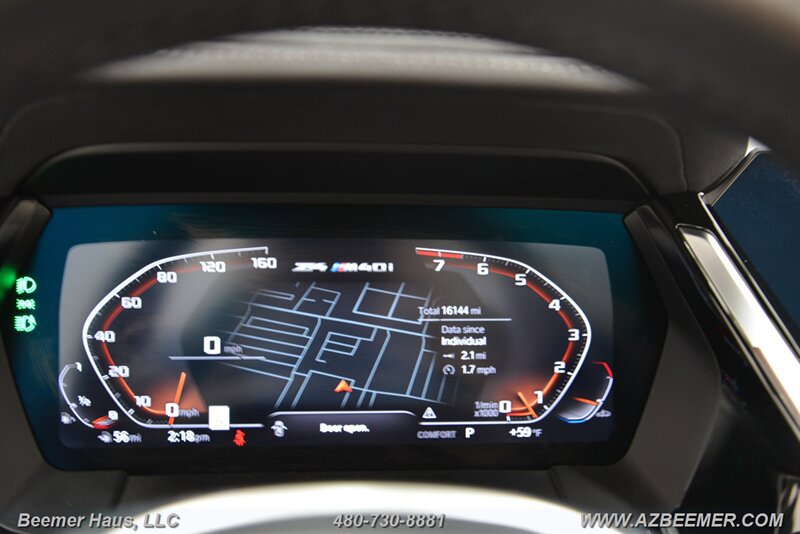 Used 2024 BMW Z4 M40i w/ Premium Package image 25